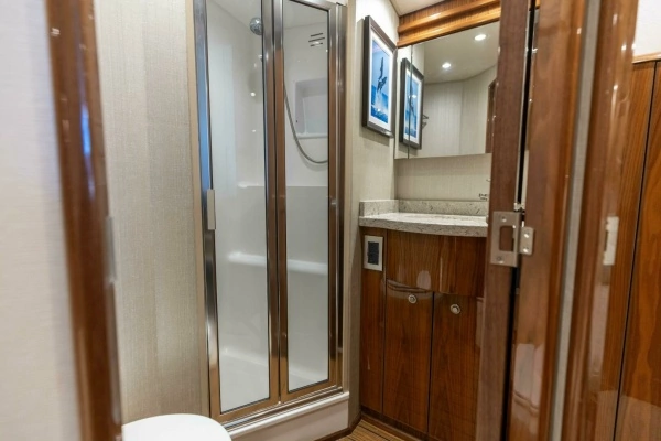 2020 Viking 62
