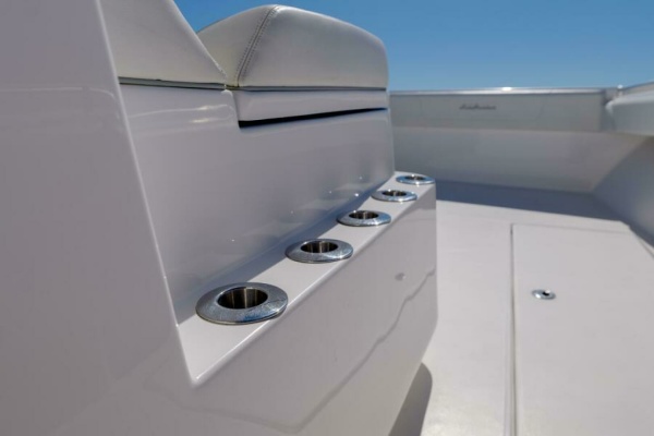Reel Escape 38ft SeaHunter Yacht For Sale