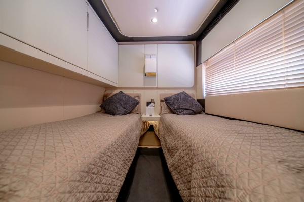 Carpe Diem 77ft Azimut Yacht For Sale