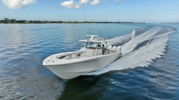 2023 Yellowfin 39