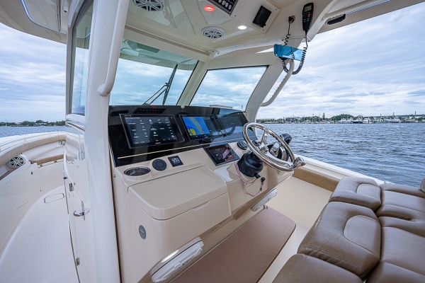 WOLVERINE 35ft Scout Yacht For Sale