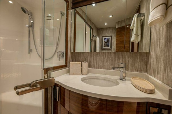 2023 Viking 64 Convertible Master Stateroom Head
