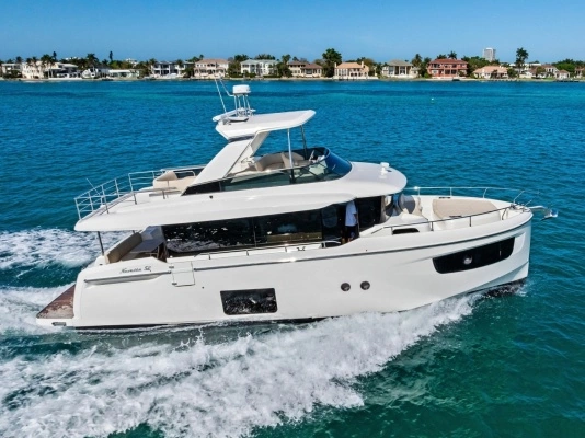 2019 Absolute 52