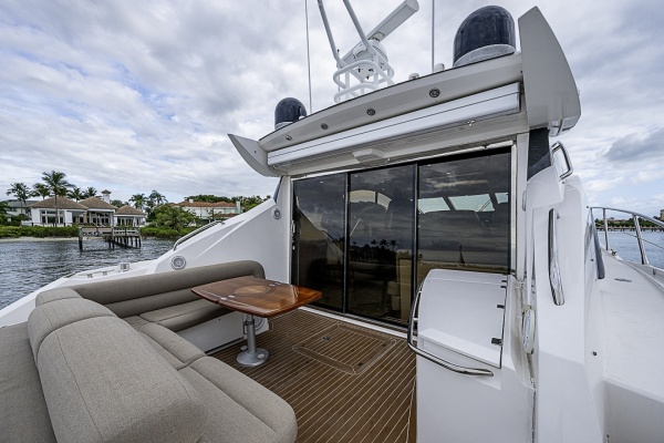 Sunseeker 62 EAGLE II - Cockpit
