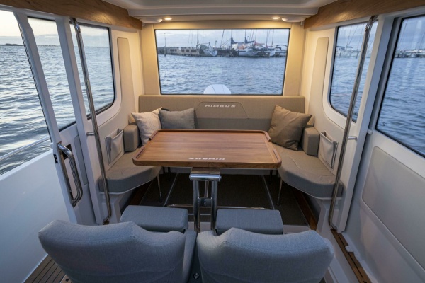 2027 Nimbus Commuter 9 30ft Nimbus Yacht For Sale