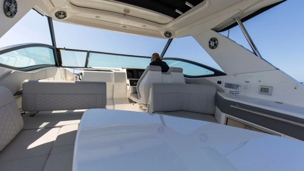 2022 Sea Ray 32