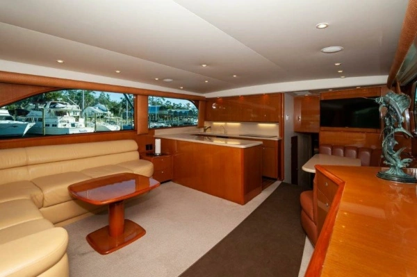 2001 Viking 61