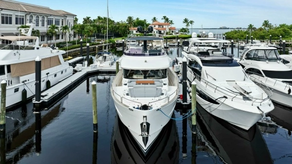 2021 Sirena 64