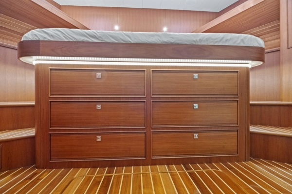 Artemis II 90ft Marlow Yacht For Sale