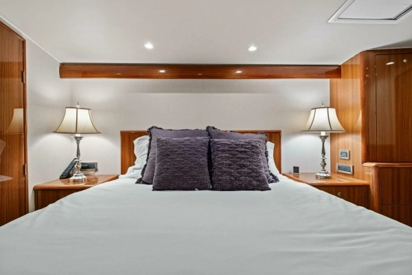 2008 Viking 64