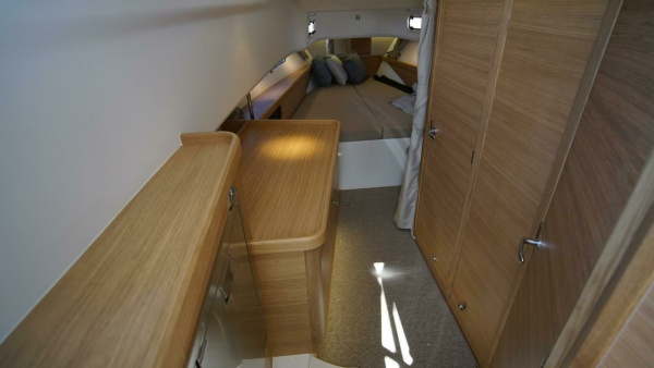 In Stock 2025 Nimbus T11 297 40ft Nimbus Yacht For Sale