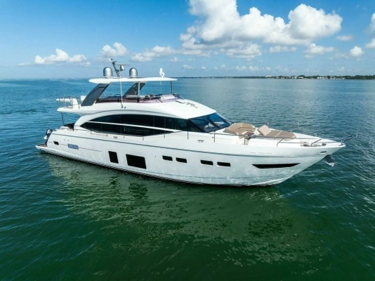 2018 Princess 75
