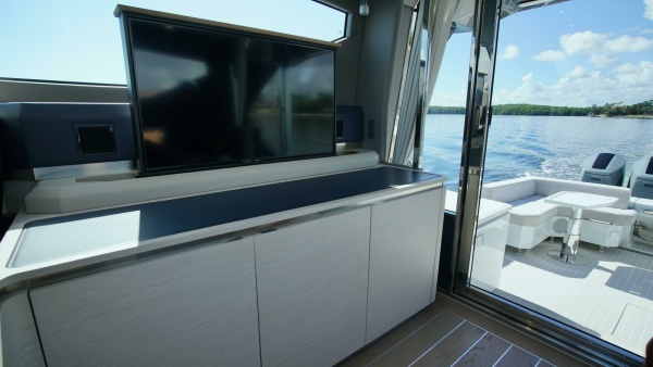 56ft Uniesse Yacht For Sale