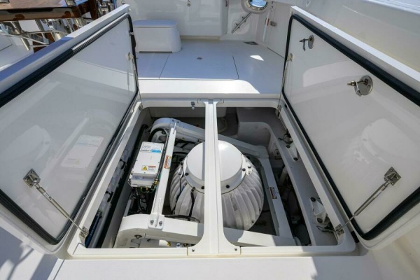 LAMPLIGHTER 80ft Viking Yacht For Sale