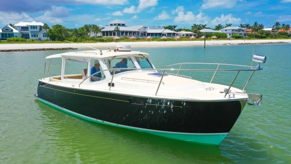 MJM 29z Yacht For Sale