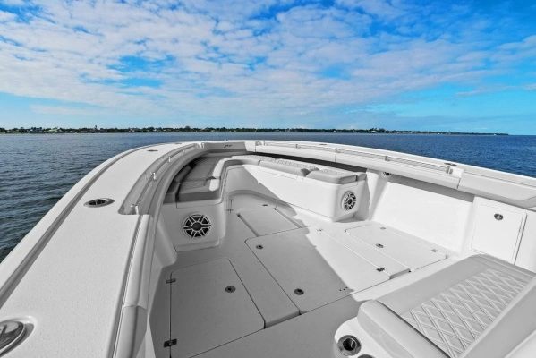 2023 Yellowfin 39