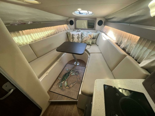 28ft Regal Yacht For Sale