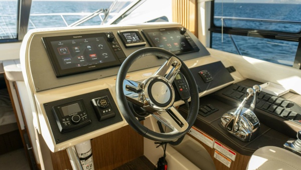 O SEA D 51ft Sea Ray Yacht For Sale