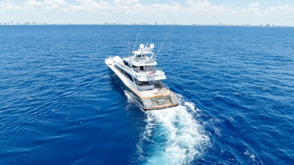 1998 Trinity Yachts 144