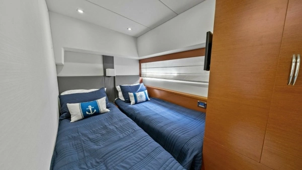 2015 Prestige 55