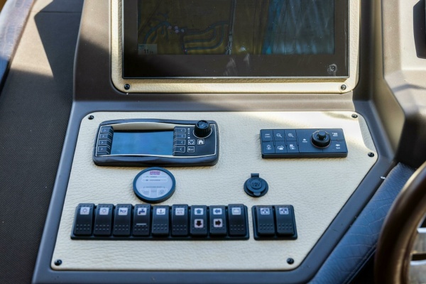 A Sea 64ft Azimut Yacht For Sale