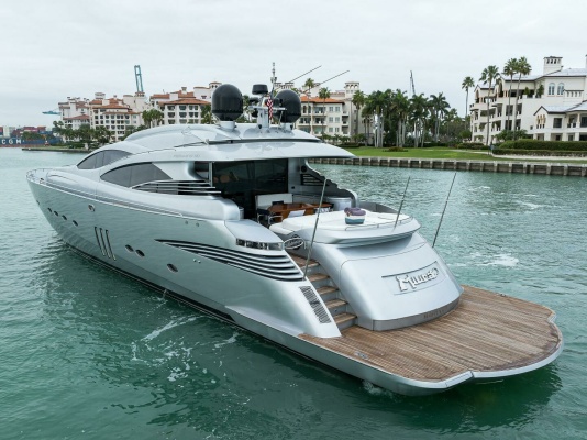 Miura 90ft Pershing Yacht For Sale