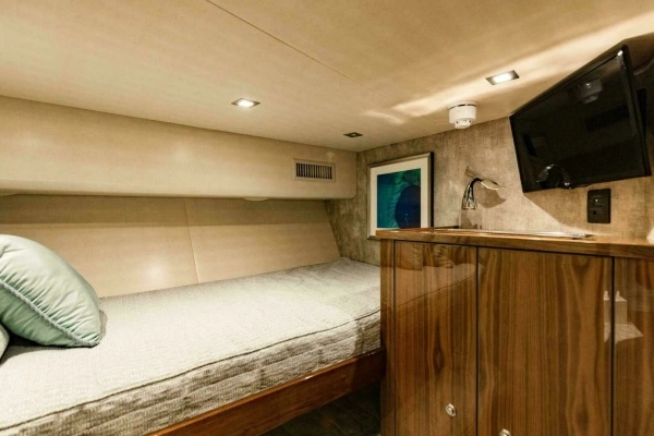 2020 Viking 72