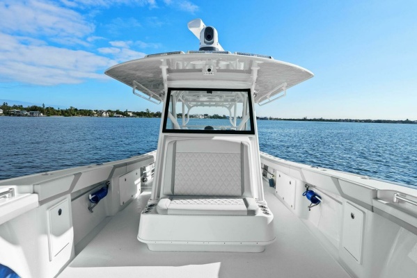 39ft Yellowfin Yacht For Sale