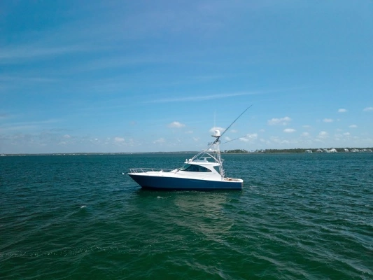 2018 Viking 52