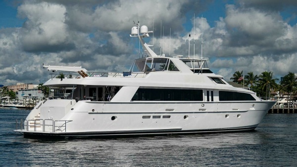 Magnum Ride 100ft Hatteras Yacht For Sale