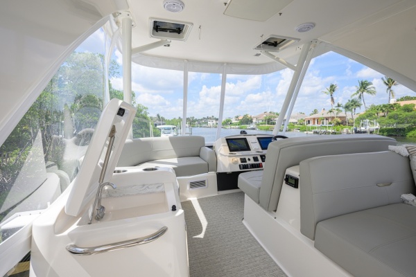 Daybreak 44ft Tiara Yachts Yacht For Sale