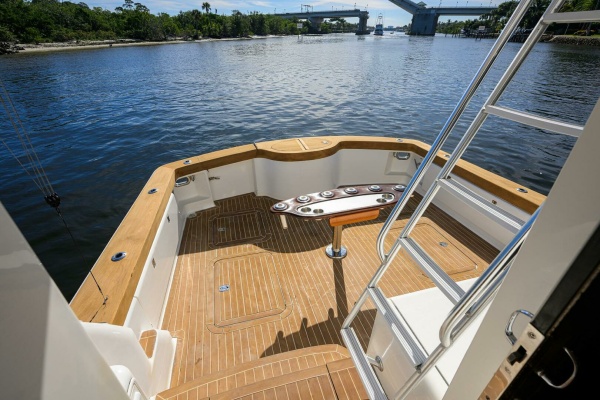 HOOK EM DANO 57ft Ocean Yachts Yacht For Sale