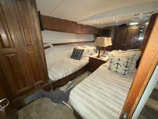 REEL LEGACY 50ft Viking Yacht For Sale