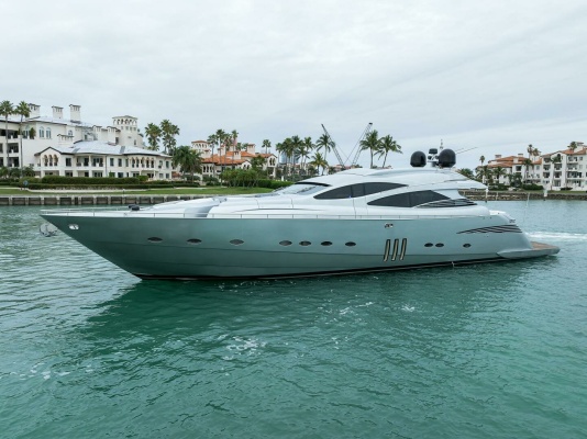 Miura 90ft Pershing Yacht For Sale