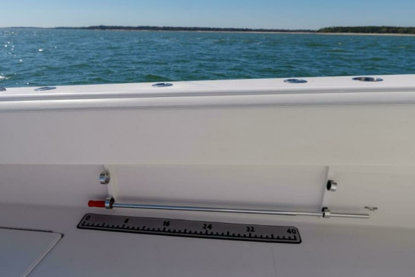 Reel Escape 38ft SeaHunter Yacht For Sale