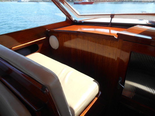 Dazzler 30ft Lyman Yacht For Sale