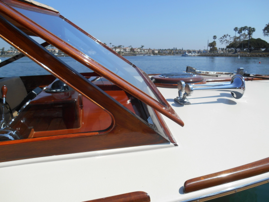 Dazzler 30ft Lyman Yacht For Sale