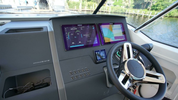In Stock 2025 Nimbus T11 297 40ft Nimbus Yacht For Sale