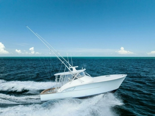 2018 Custom Carolina 35