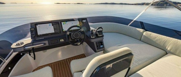 Nimbus 495 Flybridge Flybridge