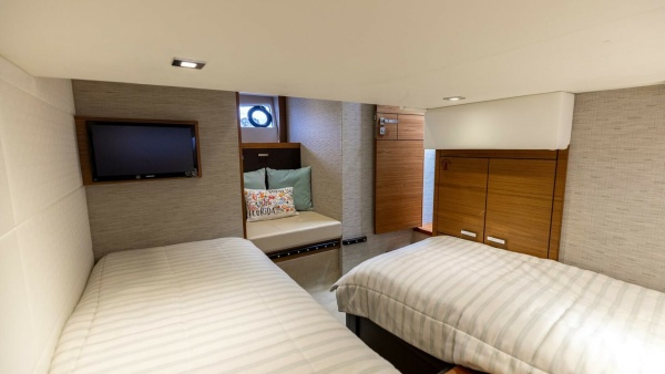 Silver Lining 44ft Tiara Yachts Yacht For Sale