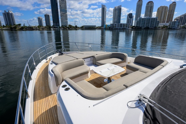 DT78 78ft Azimut Yacht For Sale