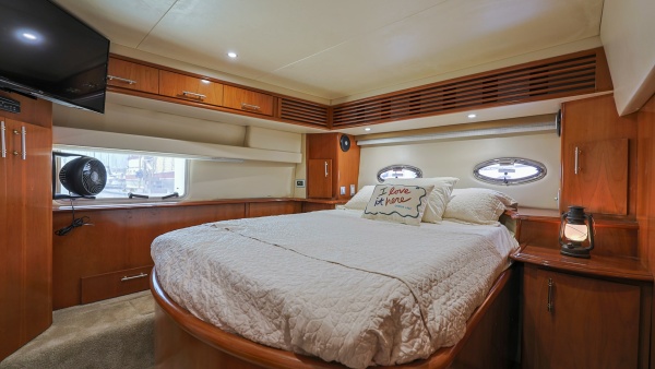Serendipity 39ft Carver Yacht For Sale