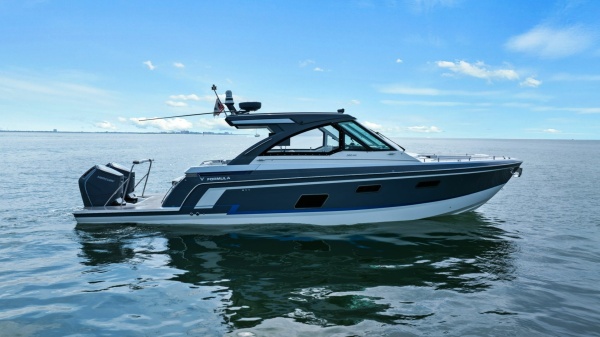 Formula 38 - Bada Beng - Exterior Profile