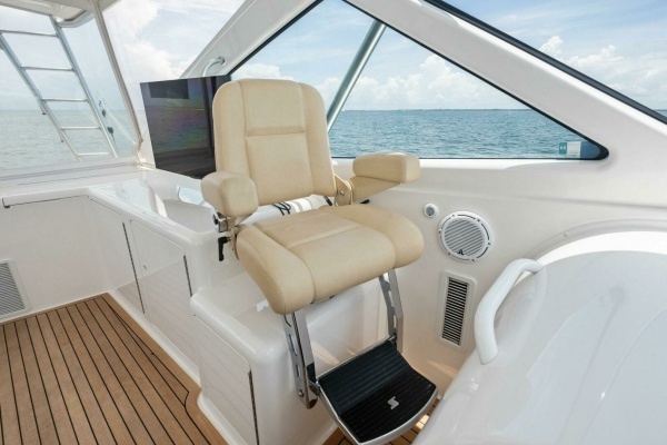 2015 Viking 52 Open 
