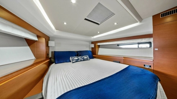 2015 Prestige 55