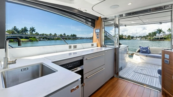 2026 Princess 58