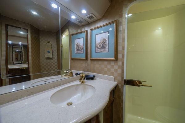 Scandaloso 56ft Viking Yacht For Sale
