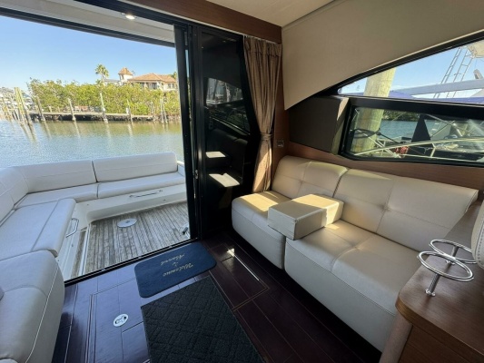 Lopez Cove II 47ft Sea Ray Yacht For Sale