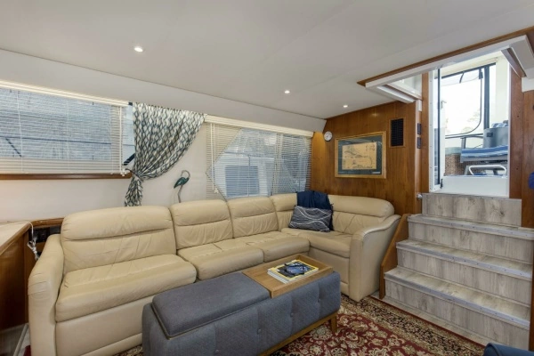 Photo of the 1997 Carver 445 Aft Cabin "Zodiac Gypsea"